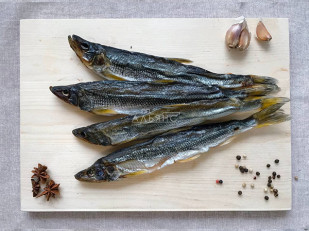 Икра воблы вяленая: Корюшка вяленая без икры