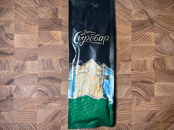 Сыр 60 гр ГОРНЫЙ СЫРОВАР (Паутинка копчёная) в Котельниках