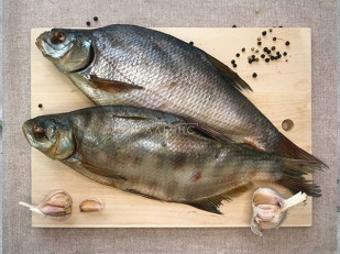 Икра воблы вяленая: Лещ цимлянский вяленый