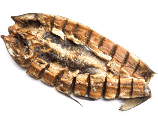 Вобла вяленая астраханская крупная: Сом (бабочка) холодного копчения